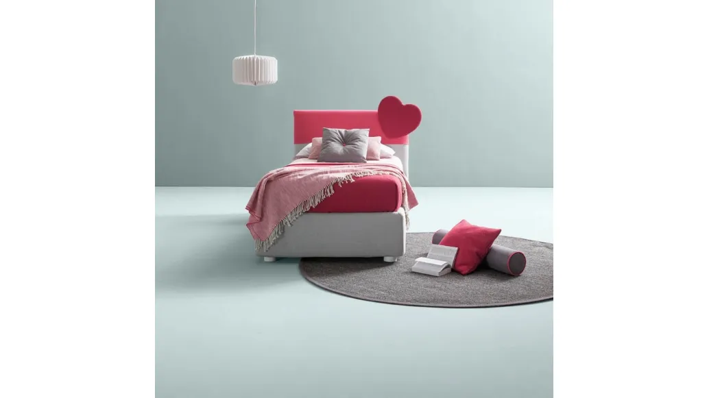 Letto singolo in tessuto con testiera con cuore Plain di Bside